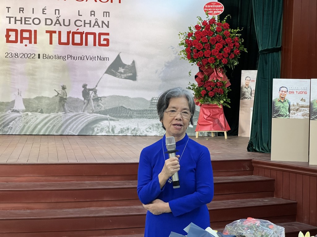 Nhà văn Lê Phương Liên