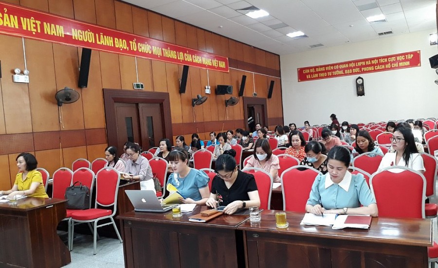 Hà Nội: Các cấp hội phụ nữ đề ra Chương trình hành động thực hiện Nghị quyết số 15-NQ/TƯ