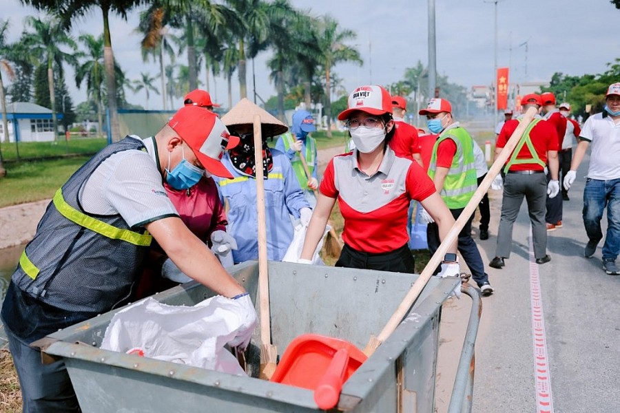 “Chung tay sẻ chia” vì môi trường và cộng đồng