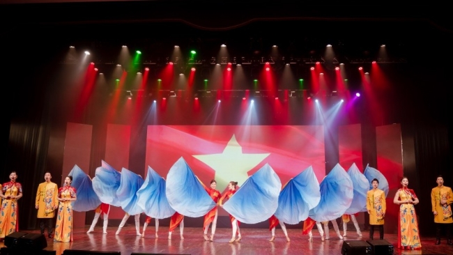 Lắng đọng cảm xúc với chương trình "Giai điệu tự hào"