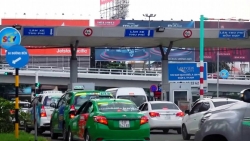 Sân bay Tân Sơn Nhất có thể áp dụng thu phí không dừng đối với ô tô ra vào cảng