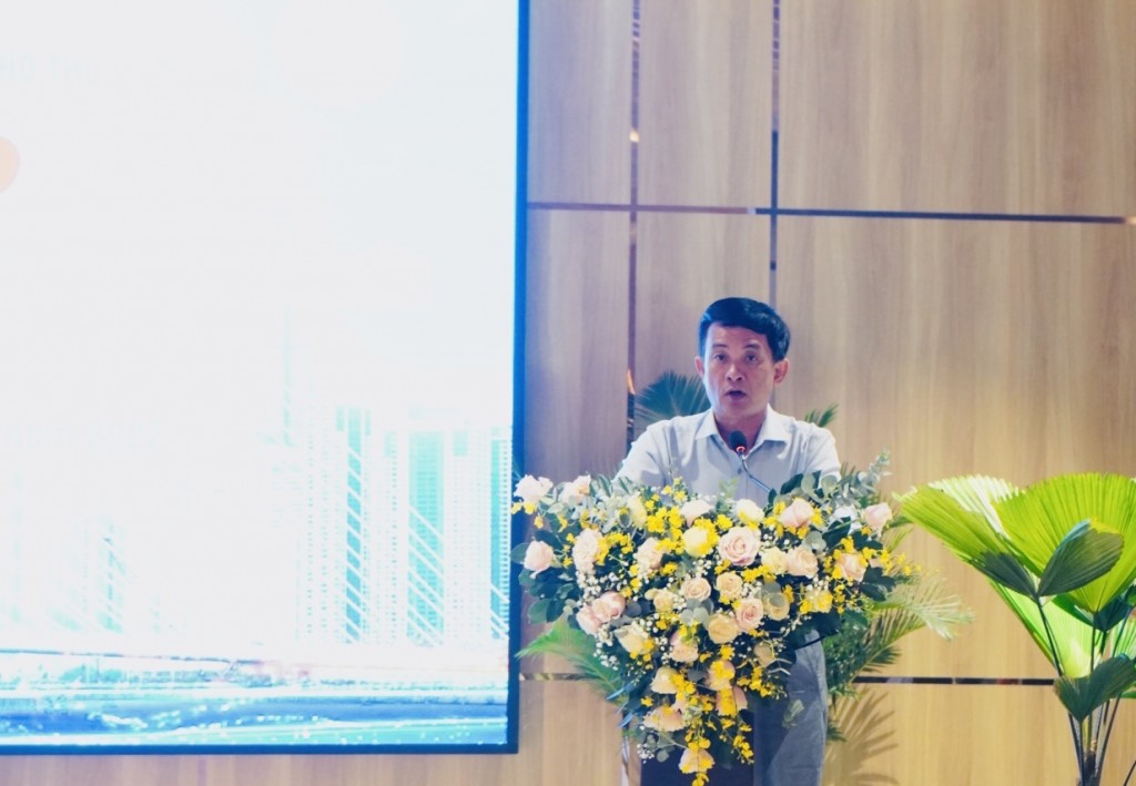 Ông Nguyễn Kỳ Phùng, Phó Chủ tịch UBND TP Thủ Đức phát biểu tại hội thảo chiều 31/8.