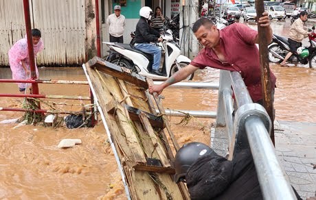 Đà Lạt ngập nặng sau mưa lớn ngày 1/9/2022