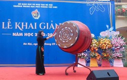 Thầy và trò trường THPT Việt Đức đón chào năm học mới đầy cảm xúc