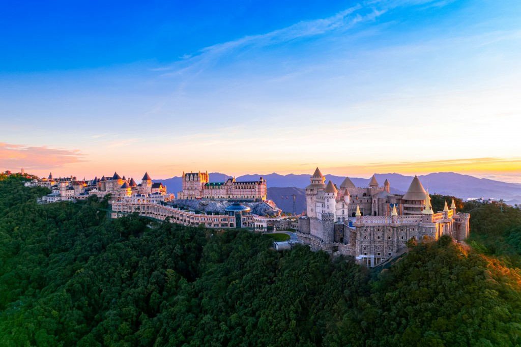 KDL Sun World Ba Na Hills tại núi Chúa Bà Nà