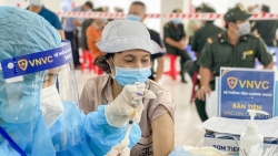 TP Hồ Chí Minh: Hiệu quả từ việc tiêm vắc xin phòng COVID-19 xuyên lễ Quốc khánh