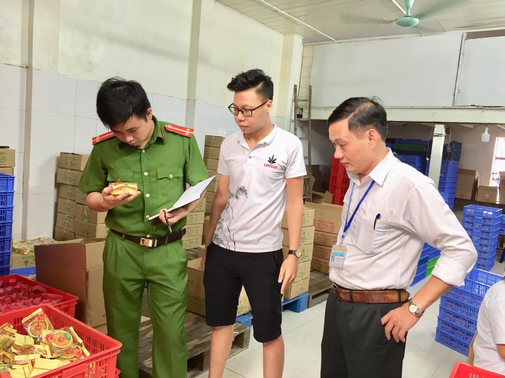 Huyện Thường Tín đặc biệt quan tâm đến chất lượng đảm bảo an toàn thực phẩm, nhất là các loại bánh dịp Tết trung thu