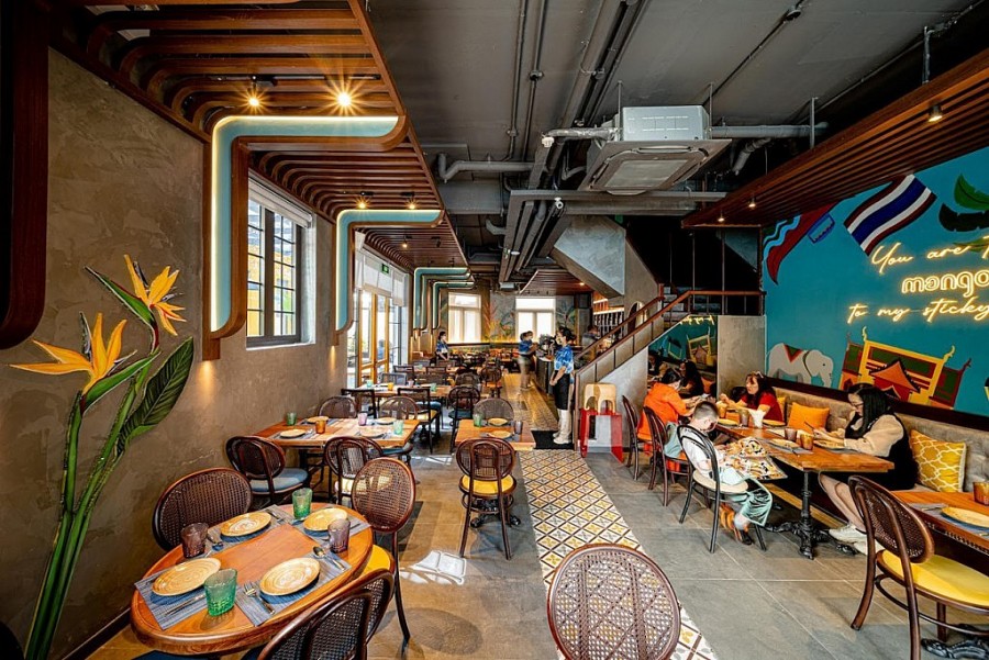 Nhà hàng Mango Tree mang đến hình ảnh trẻ trung của ẩm thực Thái thuần túy trong một không gian sang trọng, hiện đại