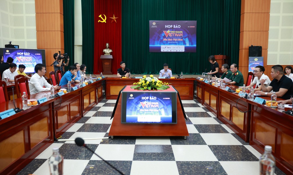 Họp báo giới thiệu về Chương trình Vinh Quang Việt Nam 2022
