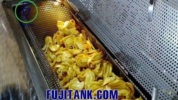 Máy chiên chân không được sử dụng sấy giòn trái cây như thế nào?