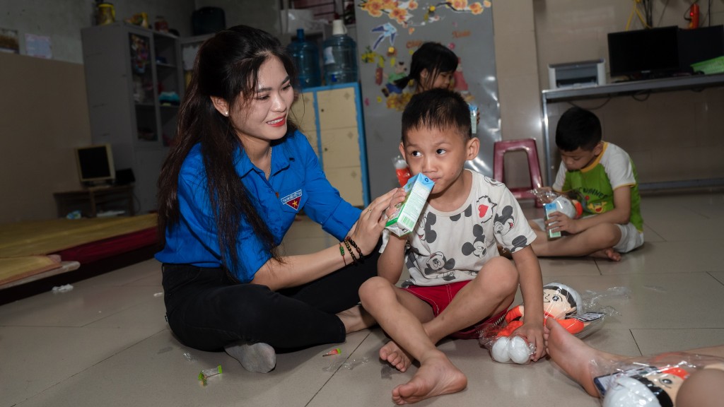 Trung thu ấm áp tới trẻ em có hoàn cảnh khó khăn