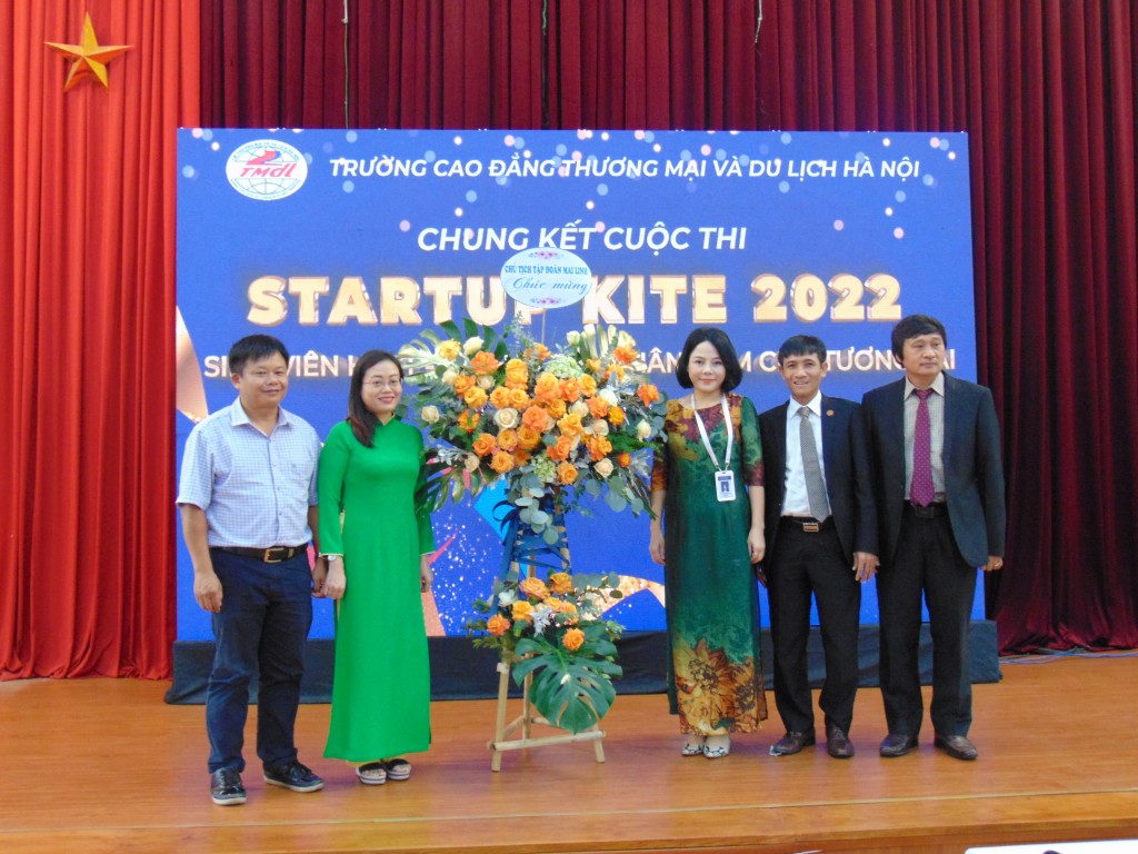 Dự án HoFixme xuất sắc giành giải Nhất của cuộc thi Startup Kite
