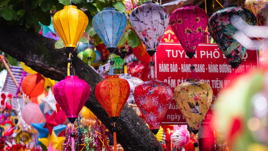 Phố Hàng Mã nhộn nhịp giới trẻ tới check-in Phố Hàng Mã nhộn nhịp giới trẻ tới check-in