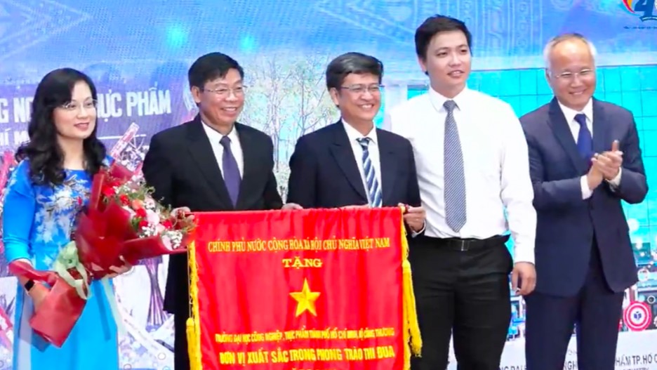 Trường Đại học Công nghiệp thực phẩm TP HCM "40 năm đổi mới và phát triển"