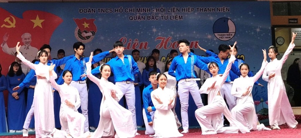 Giáo dục truyền thống giúp người trẻ tự tin cất cánh