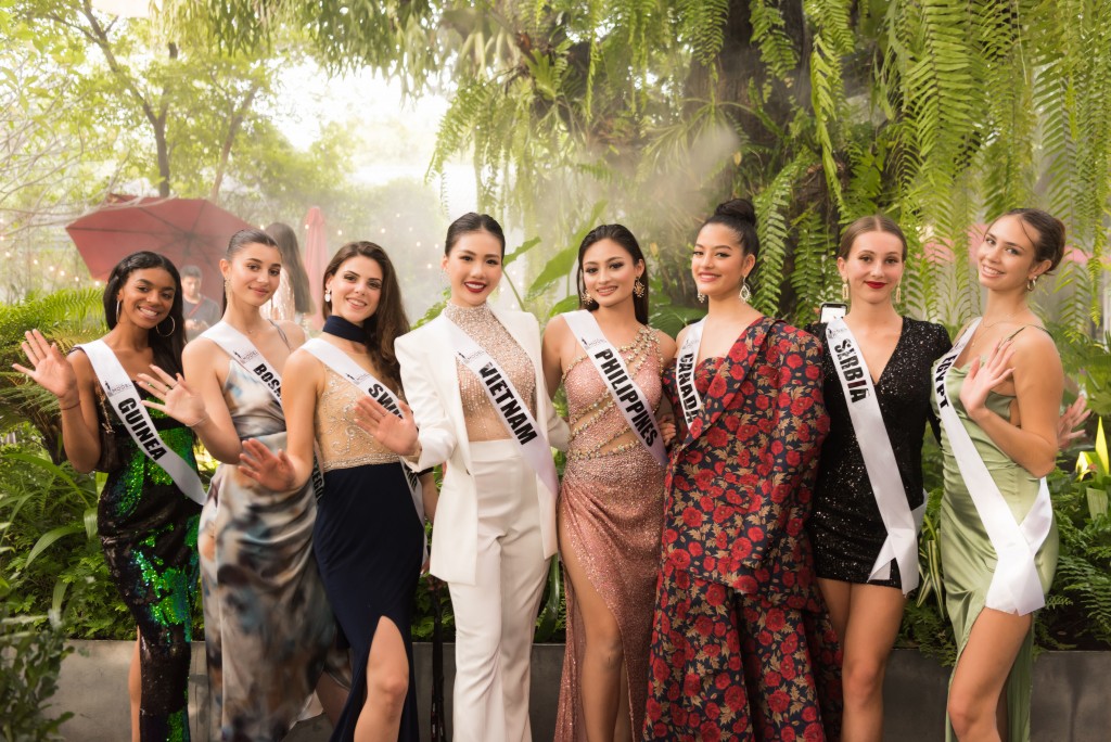 Bùi Quỳnh Hoa liên tiếp giành giải phụ ở Super Model International 2022