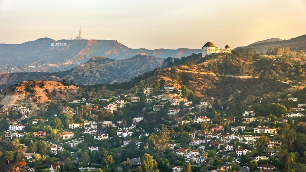 Hollywood Hills (Los Angeles) là địa danh nổi tiếng với những dinh thự đắt đỏ nhất thế giới. Ảnh: Istock