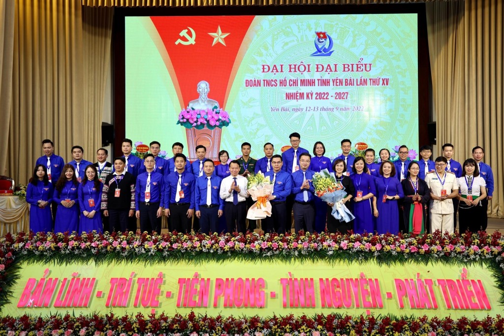 Ban Chấp hành Tỉnh Đoàn Yên Bái khóa XV, nhiệm kỳ 2022 - 2027, ra mắt đại hội 