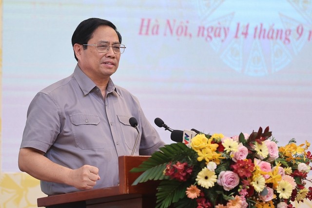 Thủ tướng gợi ý quy hoạch cần xác định các ngành mũi nhọn sát tình hình thực tiễn, điều kiện và hoàn cảnh đất nước - Ảnh: VGP/Nhật Bắc
