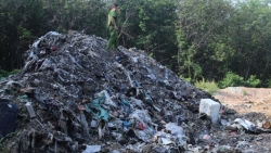 Công an tỉnh Bình Dương điều tra vụ chôn hơn 2.100 tấn rác thải trái phép
