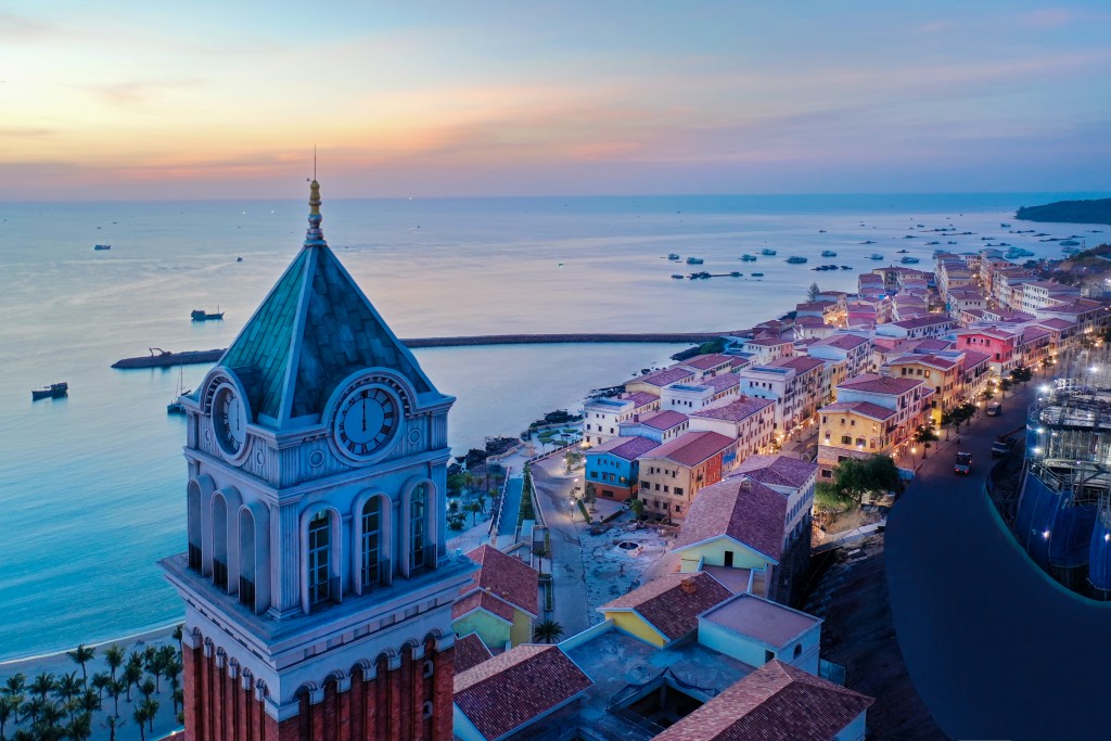“Thị trấn Địa Trung Hải” trở thành nơi tham quan không thể bỏ qua của các tín đồ check in Phú Quốc