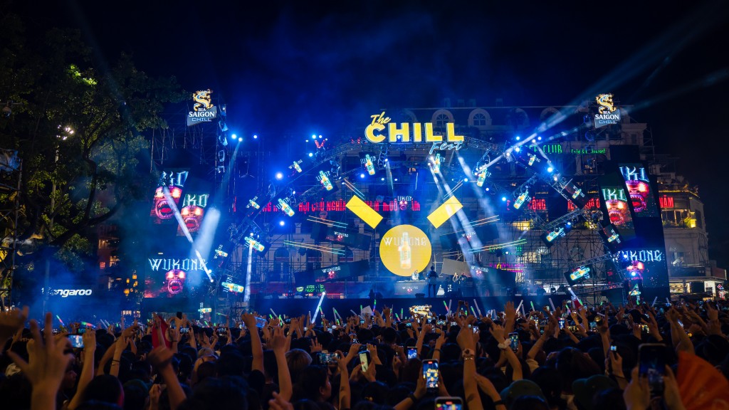 Biển người hòa mình vào không khí sôi động tại The Chill Fest