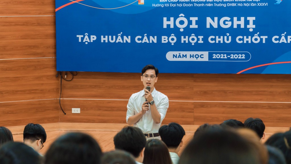 Chàng trai sinh năm 2000, hiện đang là sinh viên của chuyên ngành Kỹ thuật Ô tô, Đại học Bách khoa Hà Nội