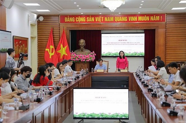 Giao lưu văn hóa, thể thao và du lịch vùng biên giới Việt Nam-Lào