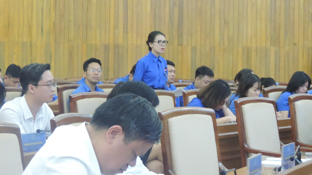 Diễn đàn là cơ hội để cán bộ đoàn bày tỏ tâm tư, nguyện vọng Diễn đàn là cơ hội để cán bộ đoàn bày tỏ tâm tư, nguyện vọng