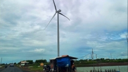 Sóc Trăng: Nhiều hộ dân kêu cứu do ảnh hưởng từ dự án Nhà máy điện gió số 3