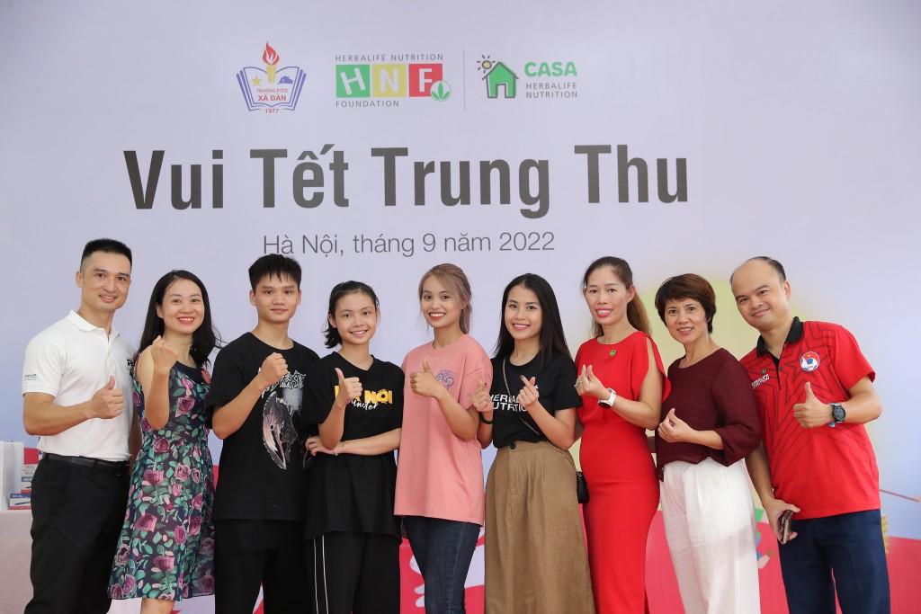 Herbalife Việt Nam tổ chức chương trình Trung thu cho hơn 1.000 em nhỏ tại các Trung tâm Casa Herbalife