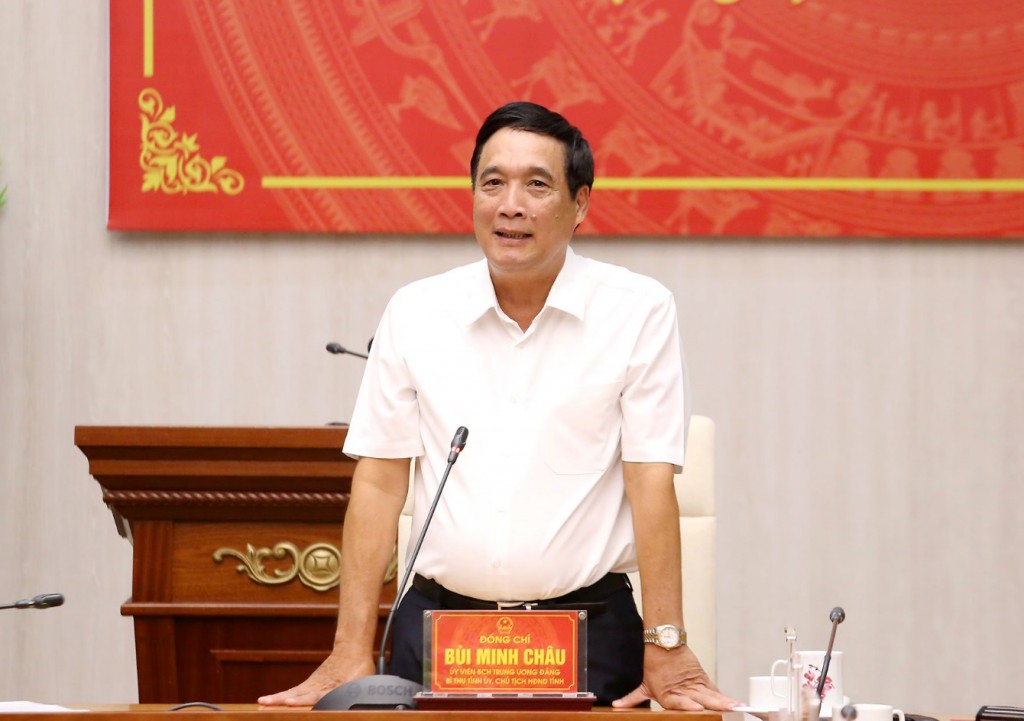 Bí thư Tỉnh ủy Bùi Minh Châu phát biểu tiếp thu những ý kiến chỉ đạo của Thủ tướng Chính phủ và ý kiến đóng góp của lãnh đạo các bộ, ngành trung ương