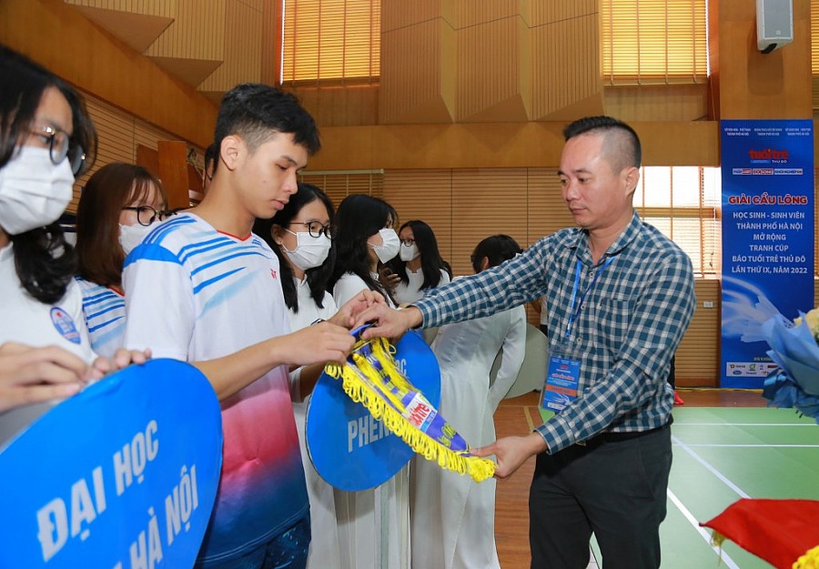 Nhà báo Ngô Vương Tuấn - Phó Tổng Biên tập báo Tuổi trẻ Thủ đô; Phó Trưởng ban Tổ chức giải.