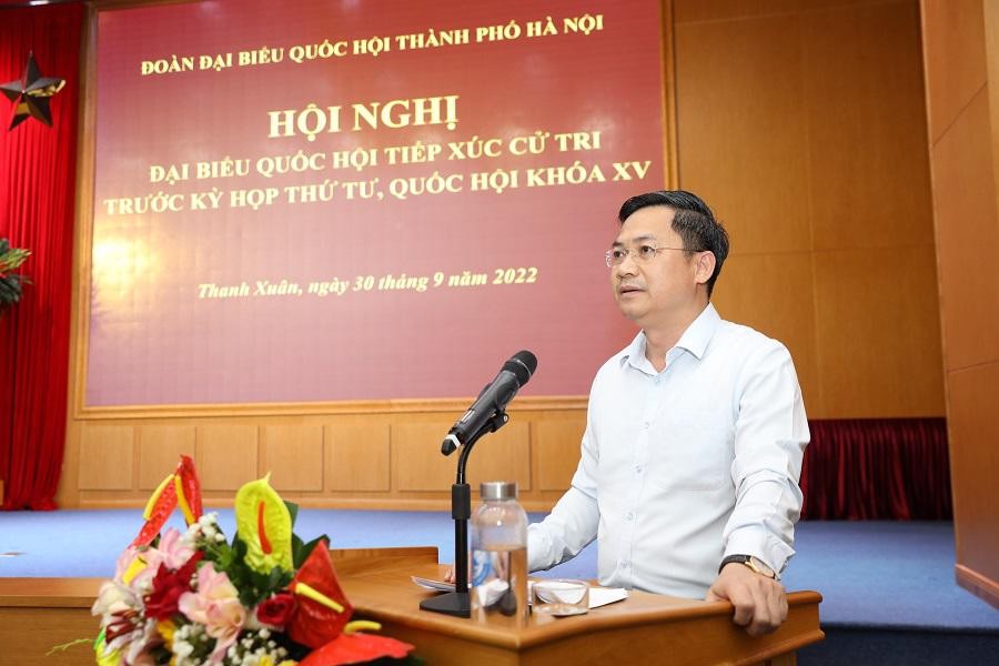 Cử tri phản ánh tình trạng mạng xã hội lôi kéo người trẻ chìm đắm vào thế giới ảo