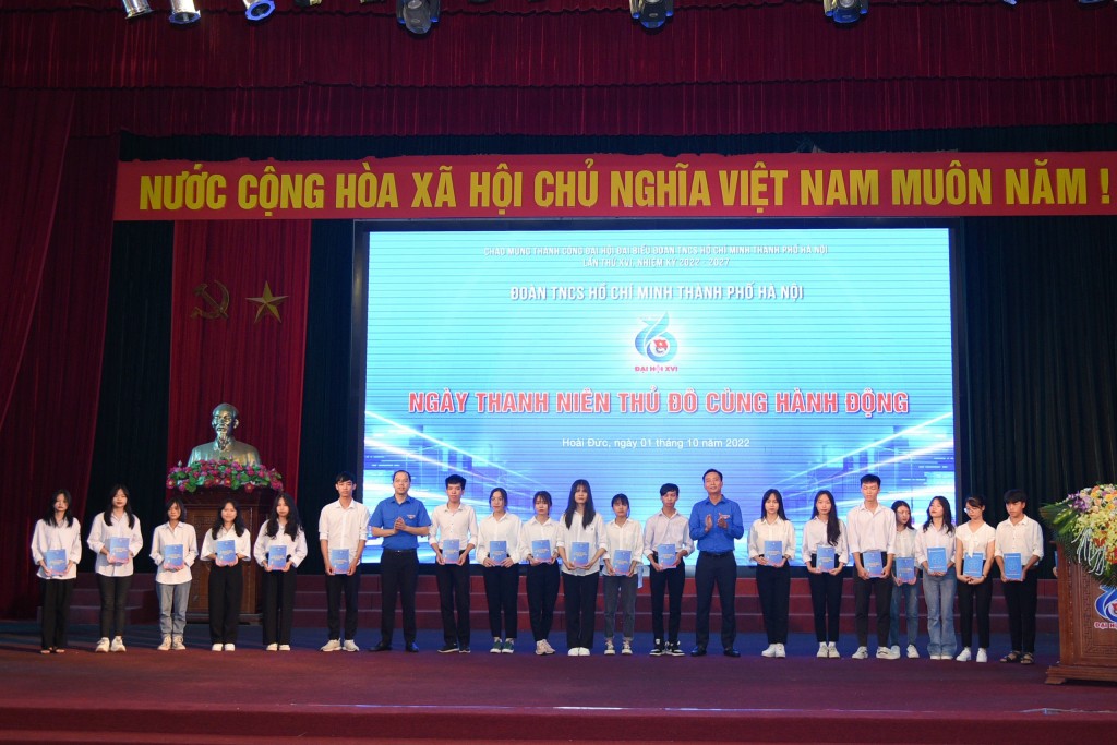 Sôi nổi Ngày Thanh niên cùng hành động