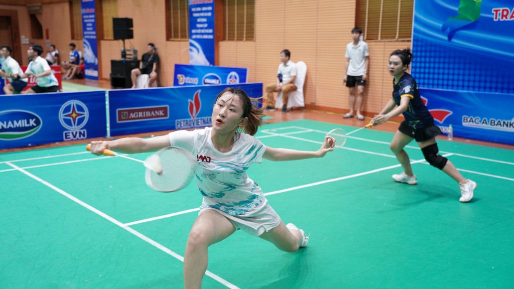Những pha cầu mãn nhãn xuất hiện trong các trận tứ kết Những pha cầu mãn nhãn xuất hiện trong các trận tứ kết
