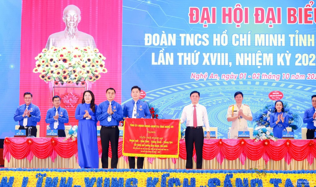 Đại hội đại biểu Đoàn TNCS Hồ Chí Minh tỉnh Nghệ An lần thứ XVIII thành công tốt đẹp