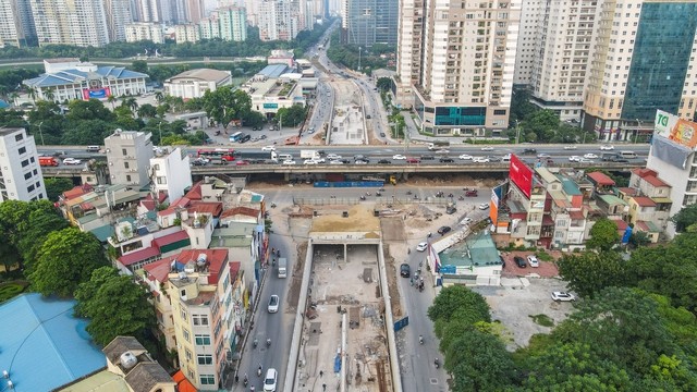 Sẵn sàng thông xe hầm chui Lê Văn Lương