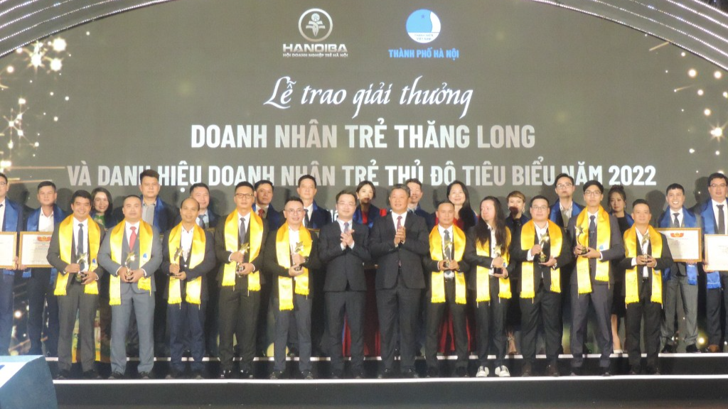 10 Doanh nhân trẻ Thăng Long được vinh danh 