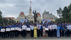 TP Hồ Chí Minh: 61 cá nhân nhận giải thưởng “Cán bộ, công chức, viên chức trẻ, giỏi, thân thiện”
