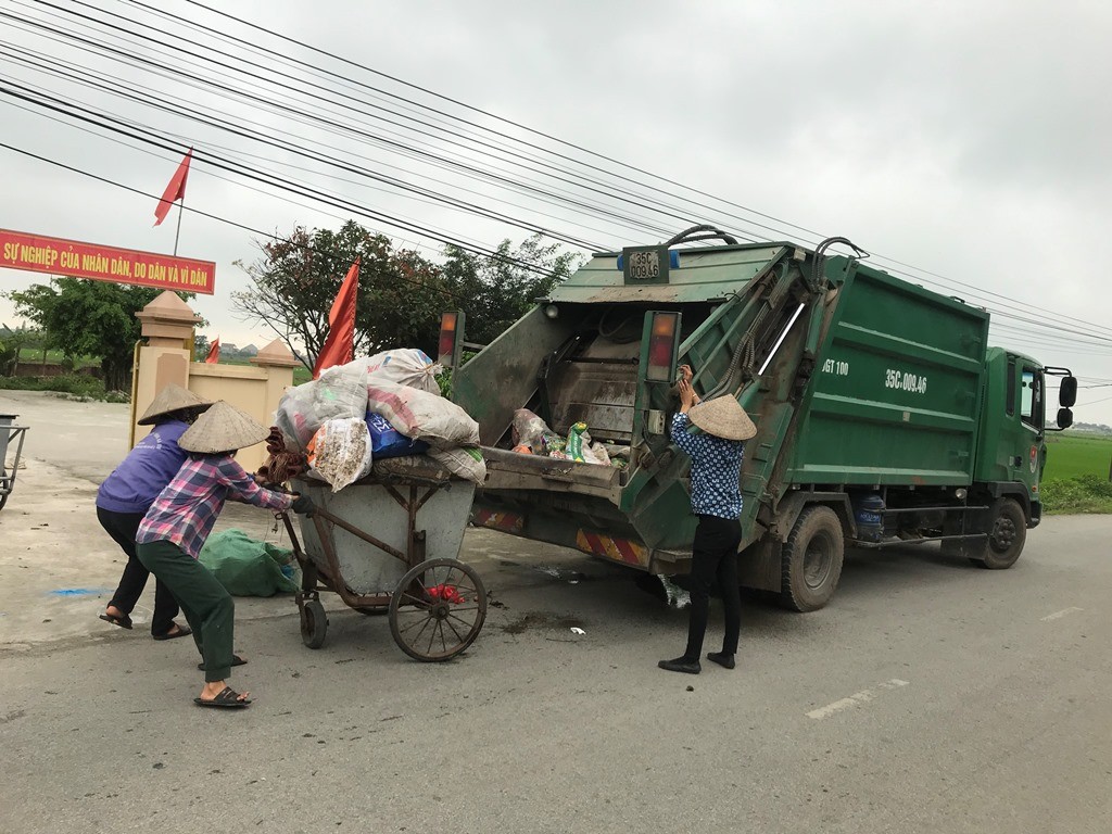 Đảm bảo cung cấp nước sạch, xử lý chất thải sinh hoạt cho người dân nông thôn