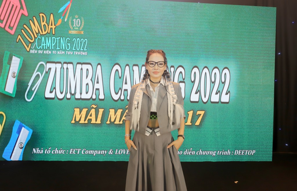 Ngọc Trần - Trưởng ban tổ chức, đồng thời cũng là đại diện của ECT Company – đơn vị tài trợ cho cộng đồng Zumba