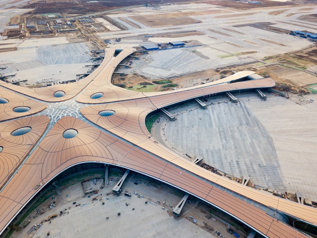 Sân bay quốc tế Đại Hưng, sân bay quốc tế thứ 2 của Bắc Kinh khánh thành năm 2019. Ảnh Shutterstock