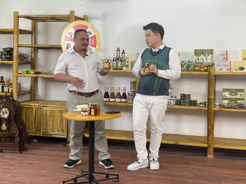 Giới thiệu sản phẩm OCOP Hà Nội trên nền tảng giải trí bán hàng TikTok