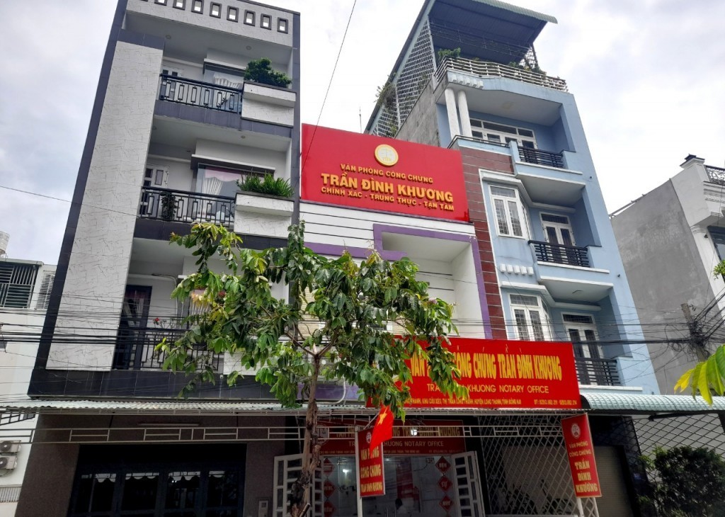 rụ sở Văn phòng Công chứng Trần Đình Khương tại khu Chợ Mới, huyện Long Thành, tỉnh Đồng Nai