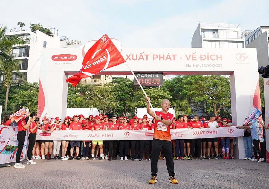Hơn 700 người tham gia sự kiện cung đường yêu thương
