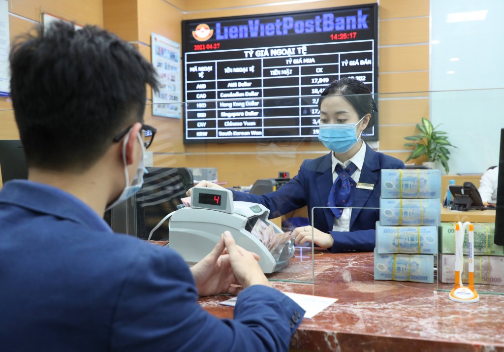 Lãnh đạo LienVietPostBank cho biết, những kết quả trên là minh chứng cho các định hướng phát triển của LienVietPostBank là đúng đắn, giúp ngân hàng không chỉ gặt hái thành công trong kinh doanh mà còn khẳng định vị thế, uy tín trên thị trường tài chính