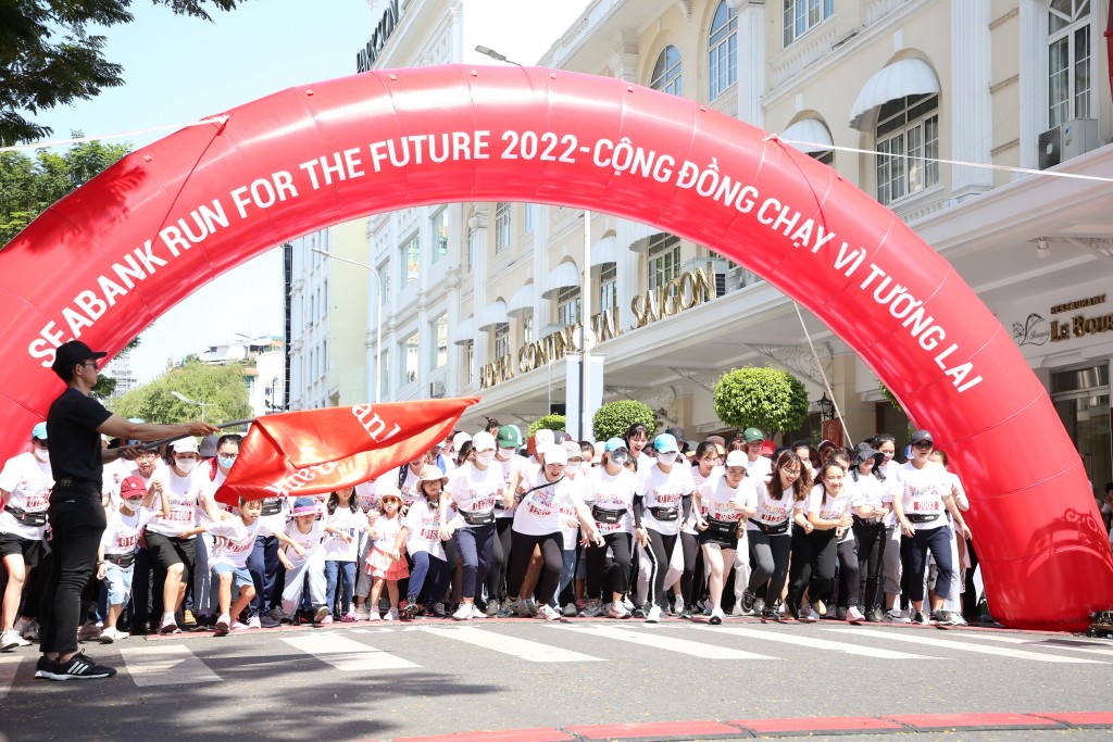 2.000 vận động viên tham gia “Cộng đồng chạy vì tương lai - SeABank Run For The Future 2022”