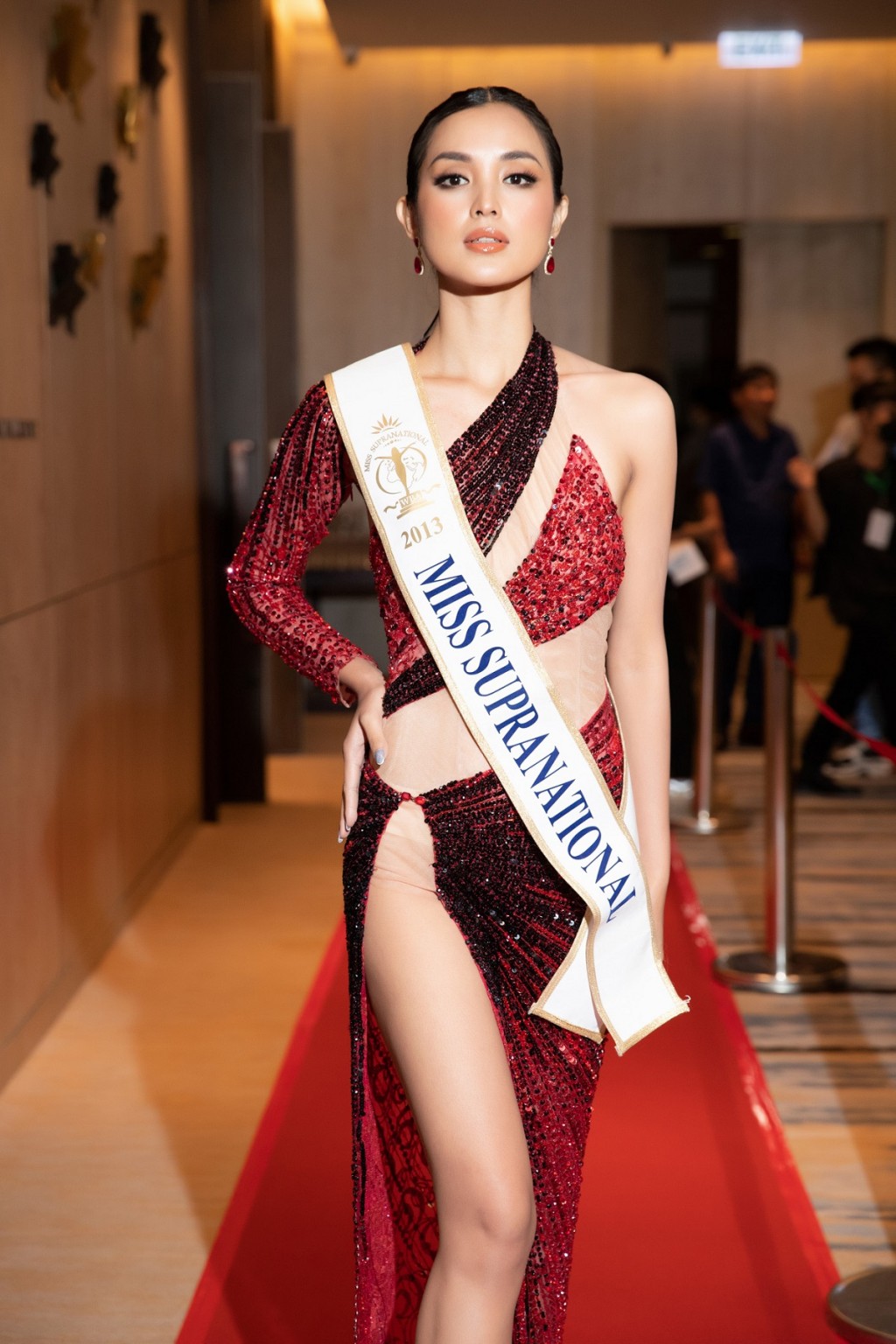 Hoa hậu Siêu quốc gia 2013 đến Việt Nam làm giám khảo Miss Sea Island Vietnam 2022