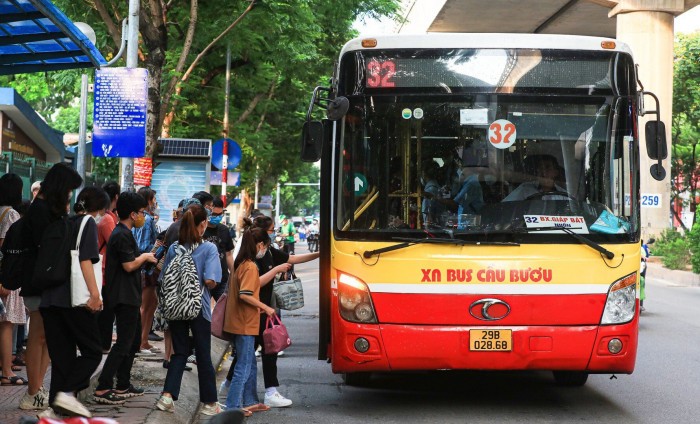 Hà Nội quyết dẹp nạn xe dù, bến cóc, bảo đảm trật tự giao thông